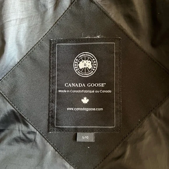 Canada Goose MacMillin Jacket - Picture 13 of 15